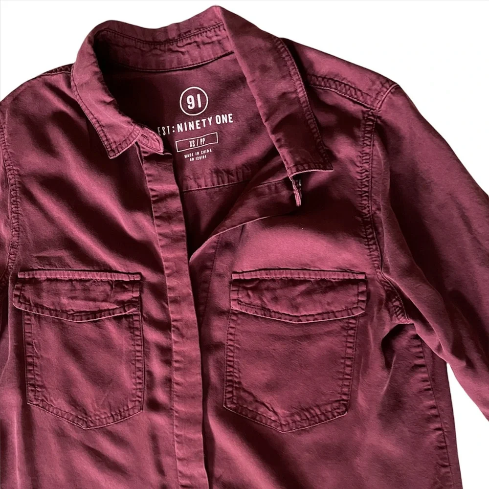 Button down blouse - Picture 3 of 7